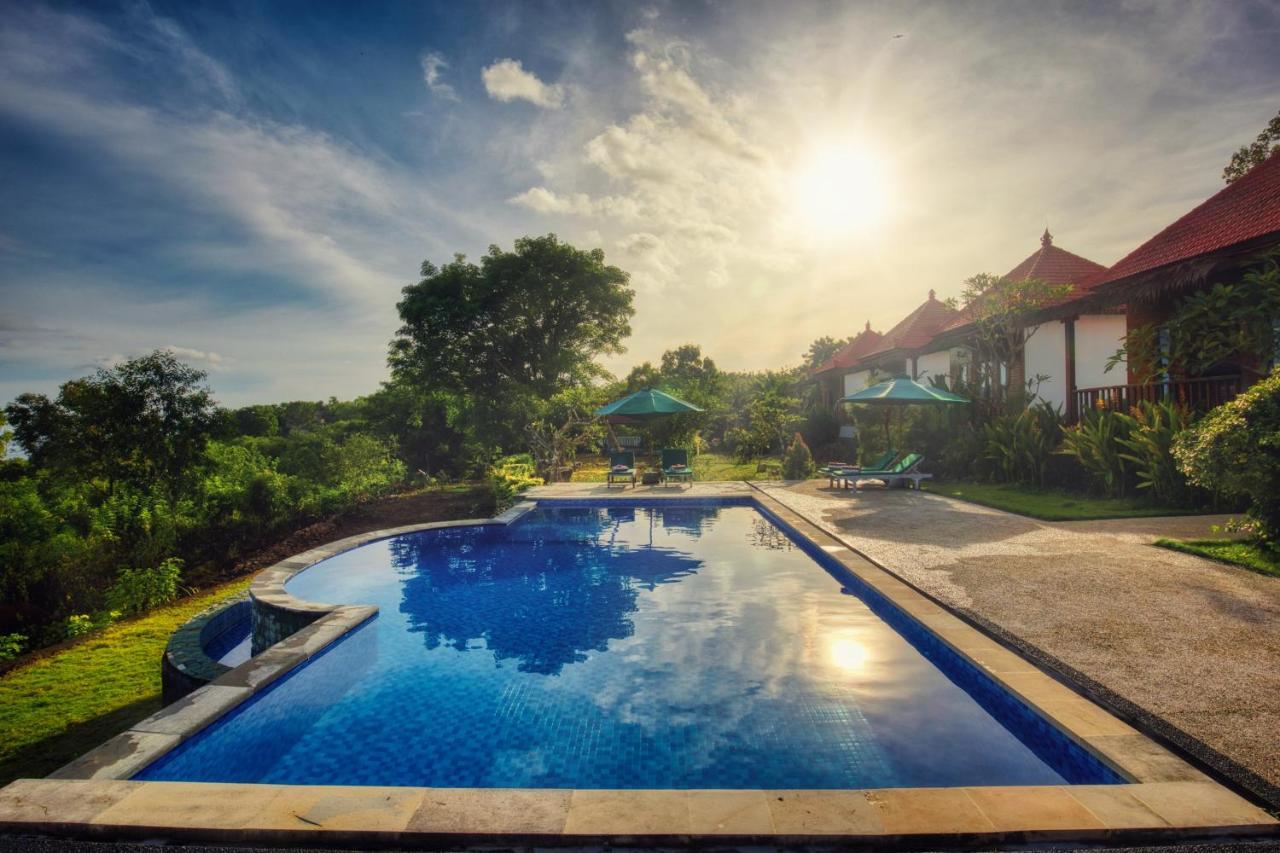 Tunjung Hill Cottage Batununggul ภายนอก รูปภาพ